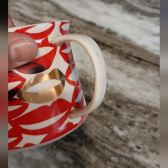 Anthropologie Kate Roebuck lip mug cup - Picture 7 of 7